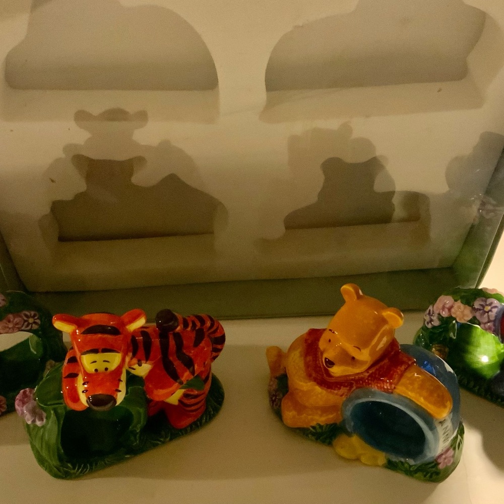 Simply Pooh Napkin Rings - Picture 3 of 4
